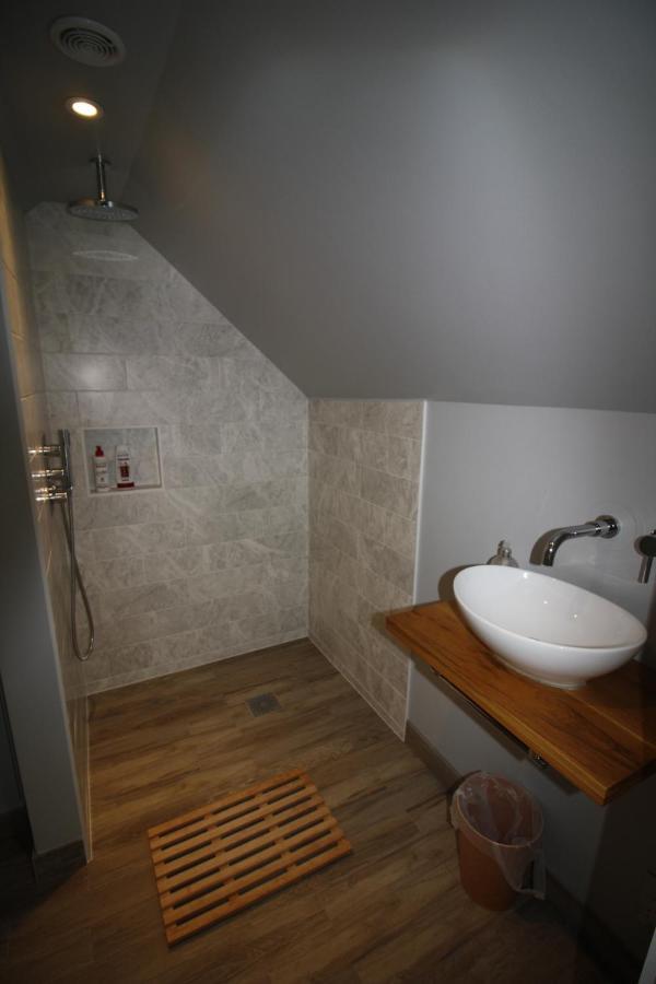 Ryefield Cottage - Luxurious Self-Catered Holiday Cottage With A Log Burner Τσίτσεστερ Εξωτερικό φωτογραφία