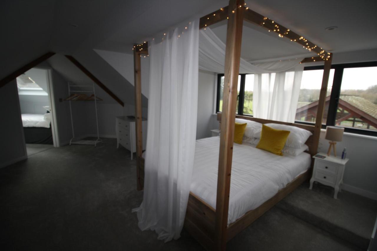 Ryefield Cottage - Luxurious Self-Catered Holiday Cottage With A Log Burner Τσίτσεστερ Εξωτερικό φωτογραφία